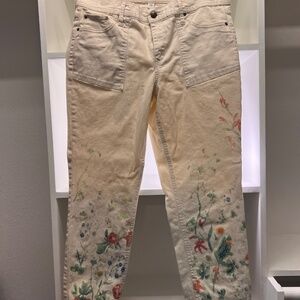 Vintage America White Cropped Ankle Jeans with Artistic Floral Design- Size 12
